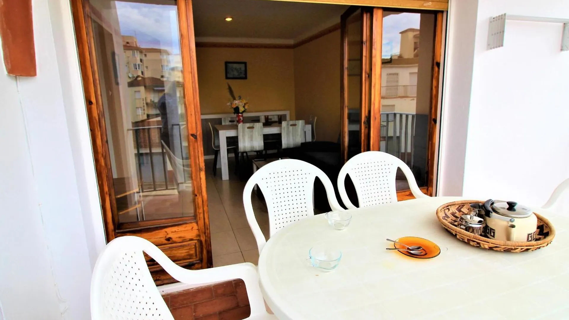 Apto En 2ª Linea De Playa Con Terraza, Wifi Y Parking Comunitario En Santa Margarita, Roses - Es-258-67 0*,  Spain