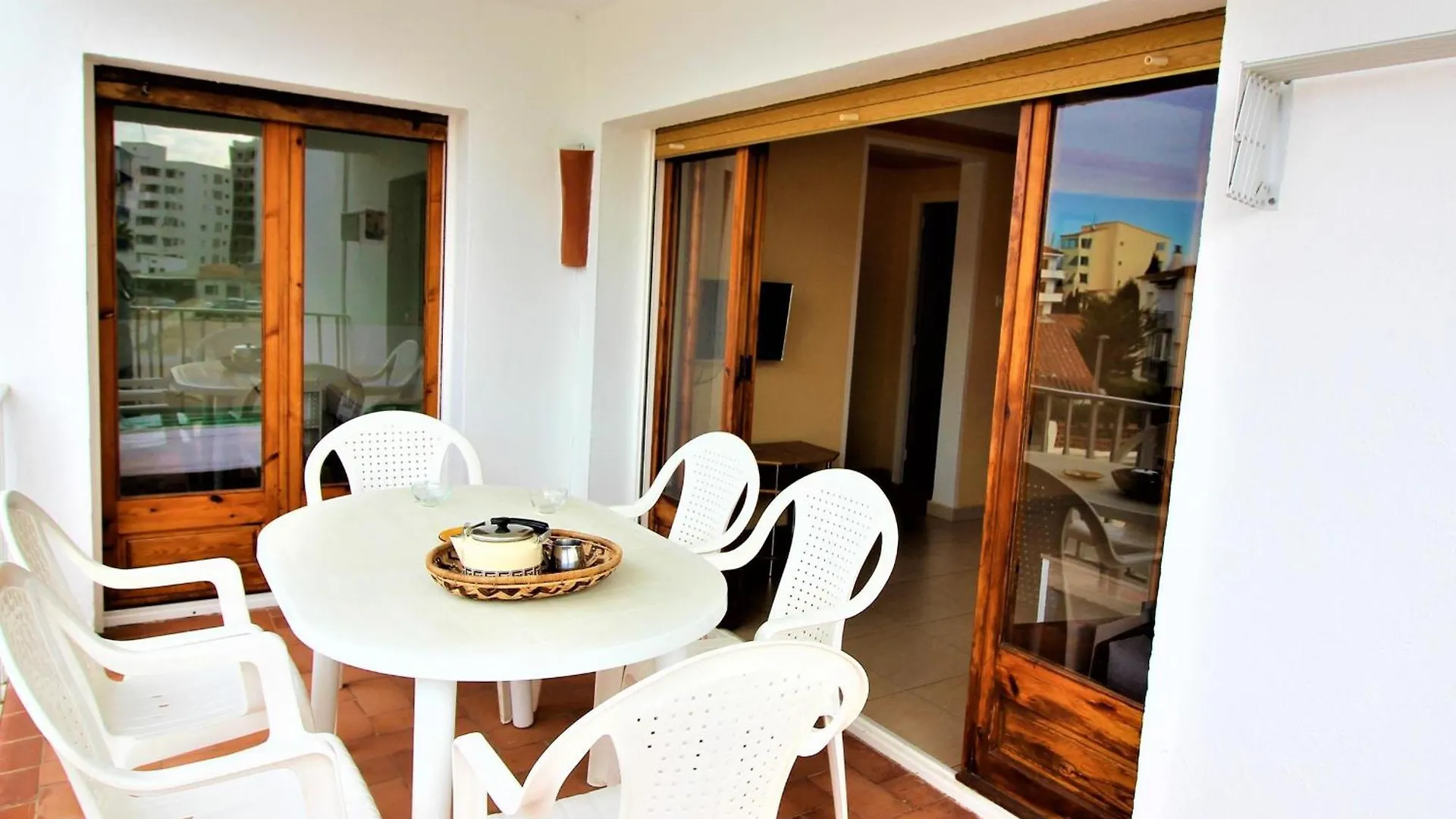 Apartman Apto En 2ª Linea De Playa Con Terraza, Wifi Y Parking Comunitario En Santa Margarita, Roses - Es-258-67 Spanyolország